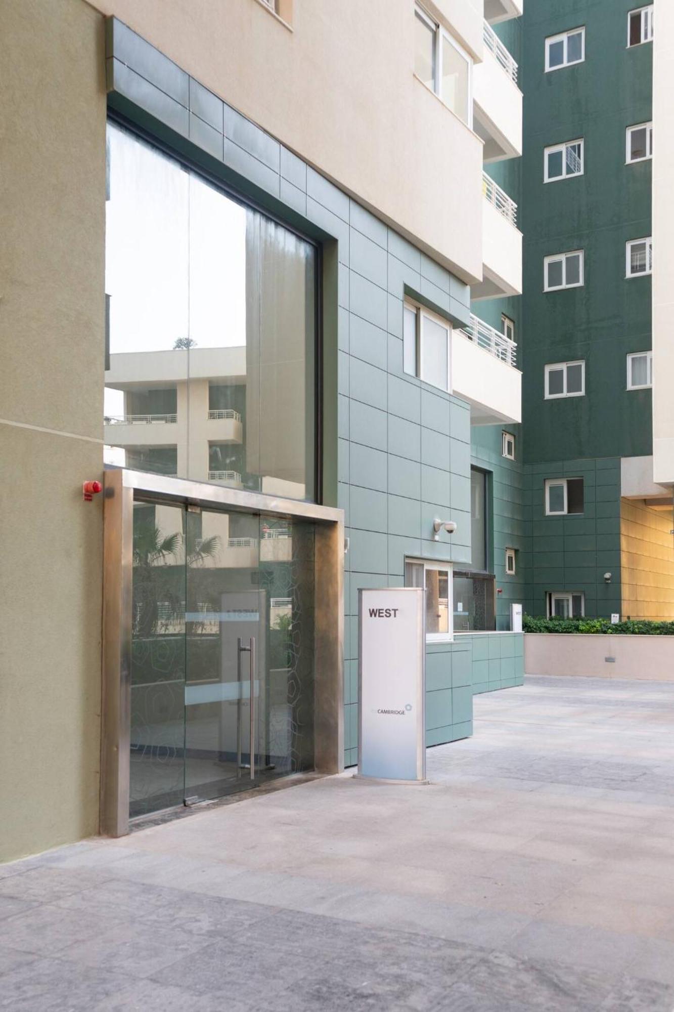 סליאמה Fort Cambridge Apartments By Homely מראה חיצוני תמונה