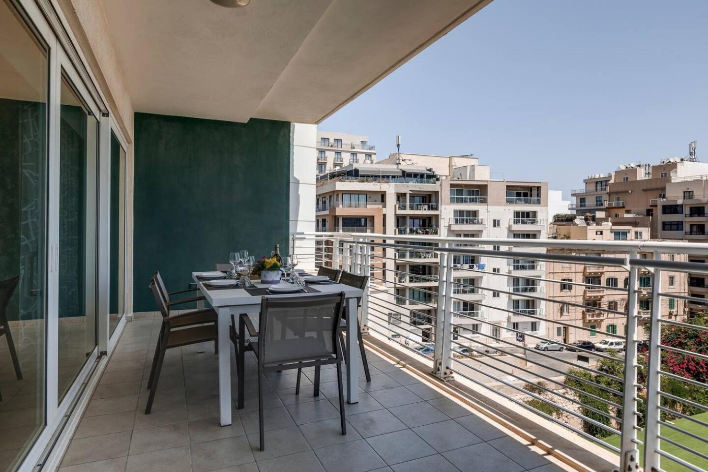 סליאמה Fort Cambridge Apartments By Homely מראה חיצוני תמונה