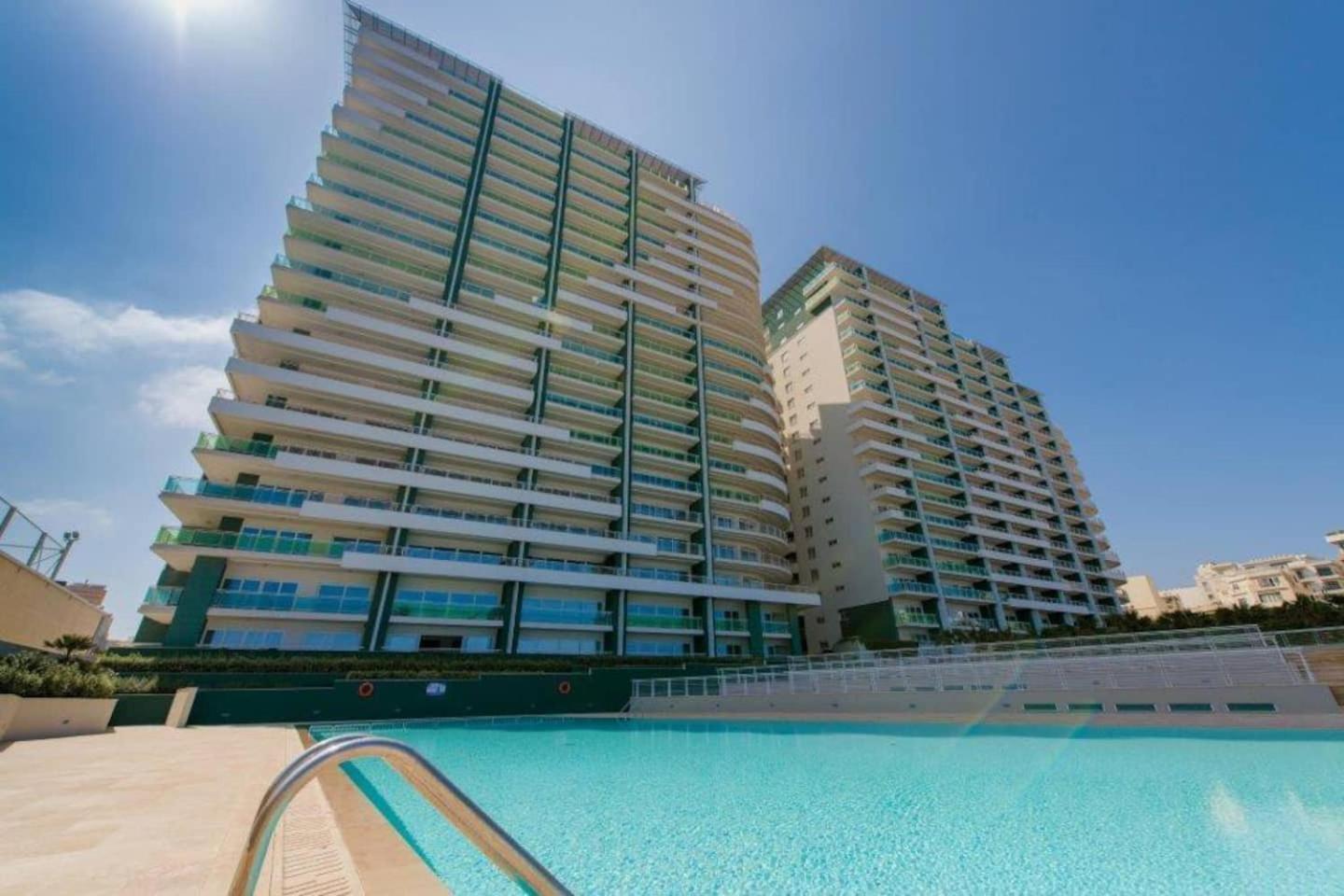 סליאמה Fort Cambridge Apartments By Homely מראה חיצוני תמונה