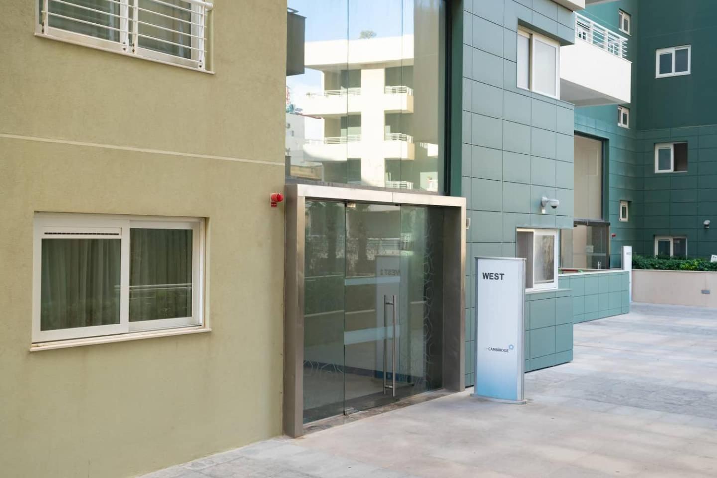 סליאמה Fort Cambridge Apartments By Homely מראה חיצוני תמונה